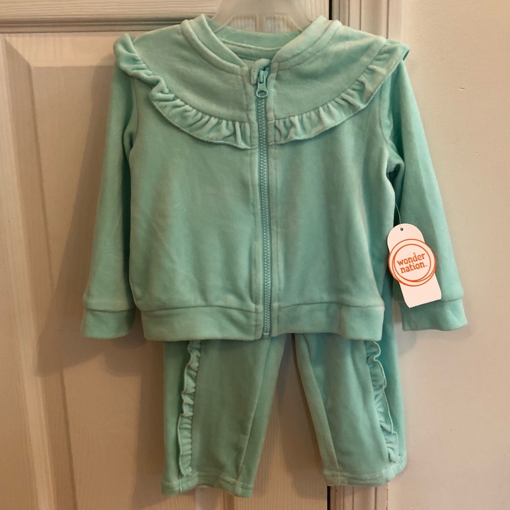 Baby velour matching set